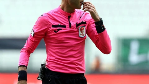 Trabzonspor - Galatasaray Maçının Hakemi Belli Oldu!